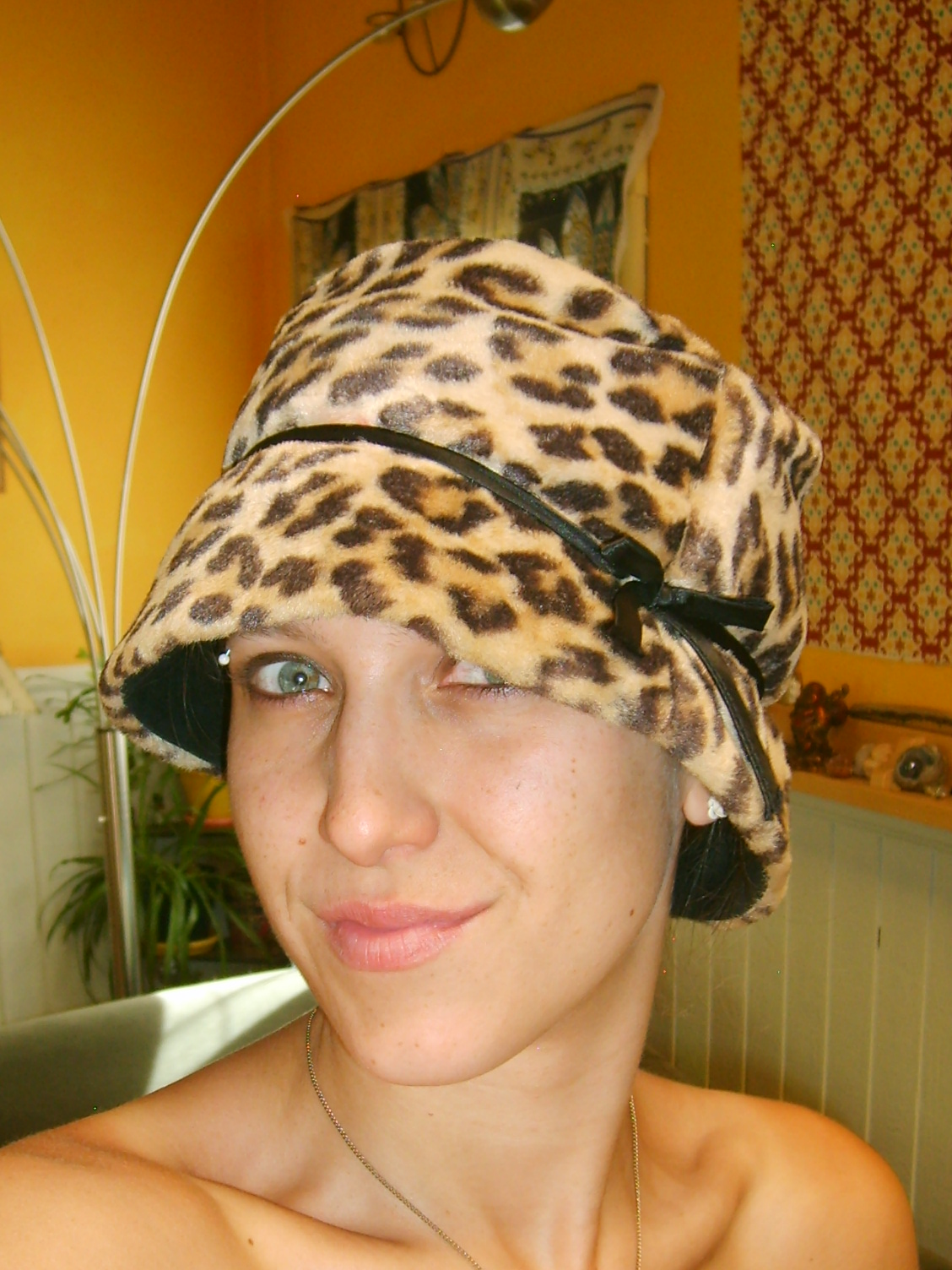 Leopard Bucket 2